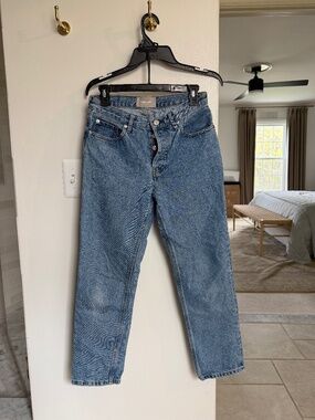 Everlane 90s cheeky Jean